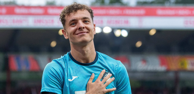 Fisnik Asllani, futbollisti më i vlefshëm shqiptar me 30 milionë euro