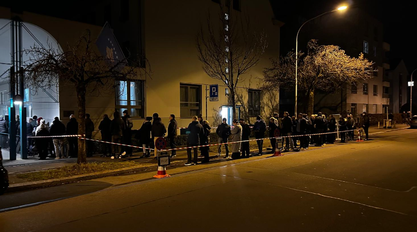 Zgjedhjet e parakohshme në Kosovë, votohet në 29 përfaqësi diplomatike, KQZ njofton oraret e mbylljes së kutive