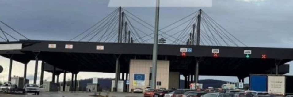 Deri në 40 minuta pritje te Dheu i Bardhë