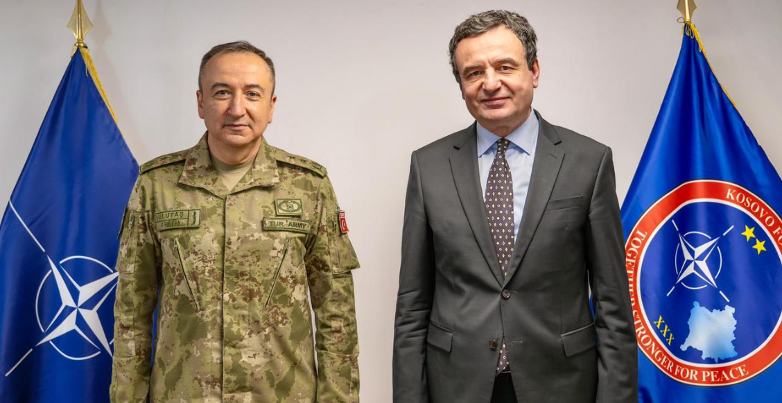 Kurti në “Film City” për takim me Ulutas, KFOR: U diskutua për fuqizimin e bashkëpunimit me institucionet e Kosovës
