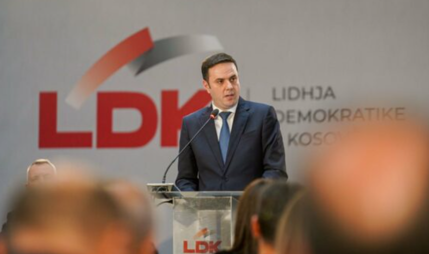 Abdixhiku: 10 muaj Kosova u mbajt peng nga dikush që nuk e kupton demokracinë dhe që deshi të qeverisë pa shumicë – fjalimi i plotë