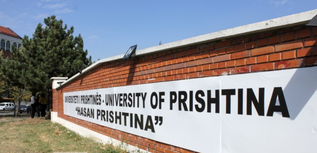 Studentë të 14 njësive akademike të UP-së përfitojnë mbështetje financiare Studentë të 14 njësive akademike të UP-së përfitojnë mbështetje financiare