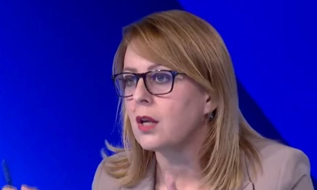 Hykmete Bajrami reagon pas debatit në Debat Plus: “Nuk kam komunikuar apo kërkuar vota nga Lista Serbe”