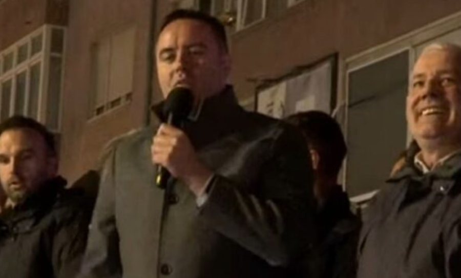 “Jemi të bekuar si popull që e kemi udhëheqës Albin Kurtin”, Glauk Konjufca me lëvdata për liderin para përkrahësve