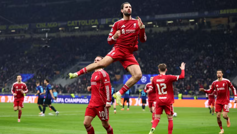 “Szoboszlai i jep fitoren e artë Liverpoolit në Itali, triumf pa Salah”, të gjitha rezultatet dhe tabela