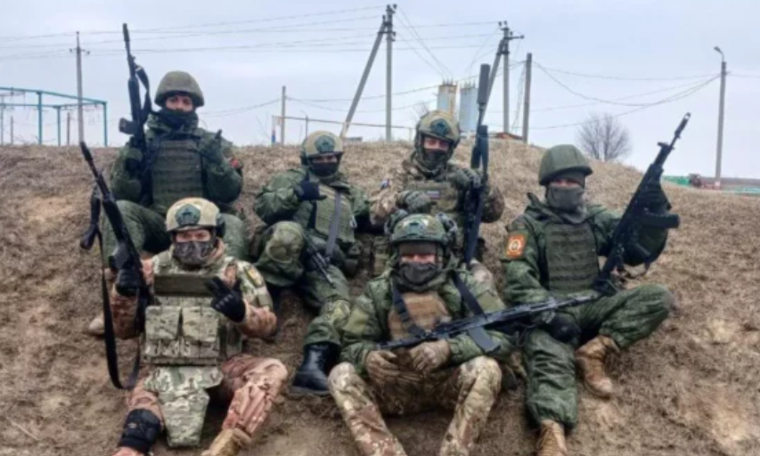 Telegraph: Militantët serbë që luftojnë për Putinin po përgatiten për një luftë të re ballkanike Telegraph: Militantët serbë që luftojnë për Putinin po përgatiten për një luftë të re ballkanike