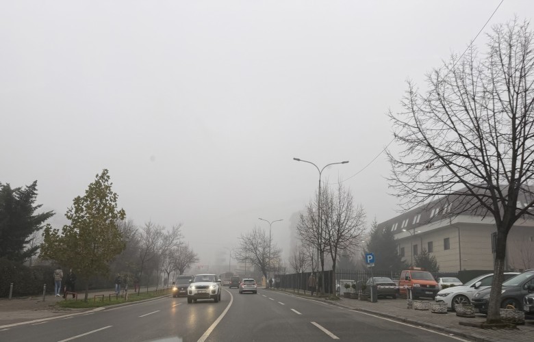 Moti sot me vranësira të dendura dhe reshje shiu