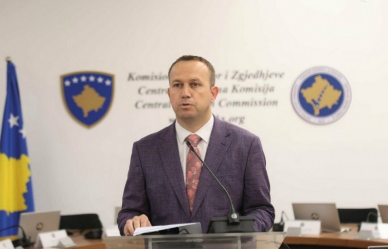 Elezi: Para orës 20:00 do të kemi rezultatet nga vendvotimet e para