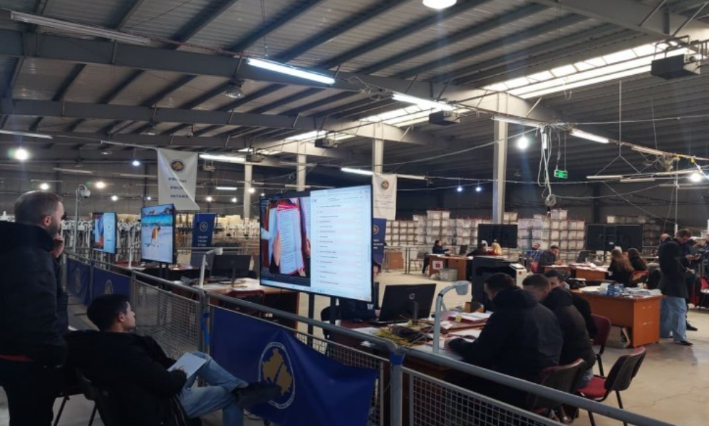KQZ: Numërohen mbi 99% e vendvotimeve, procesi drejtë përfundimit
