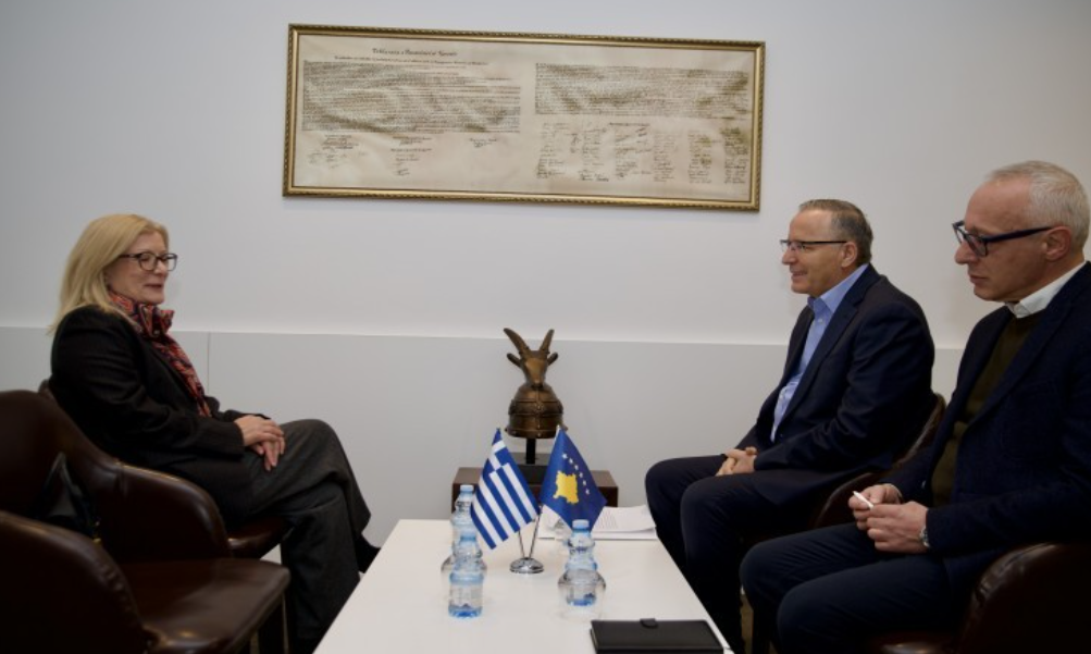 Hamza takoi shefen e Zyrës Ndërlidhëse të Greqisë në Kosovë