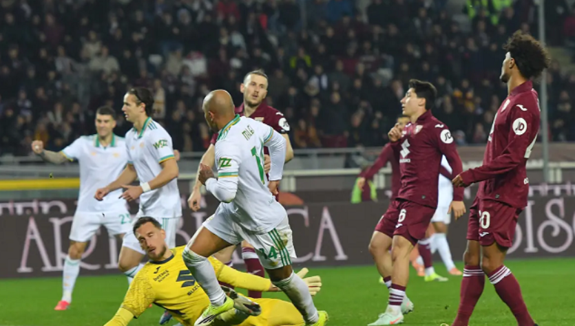 Roma ngjitet me Malen dhe Dybala, kalon Juven në garën për një vend në Champions