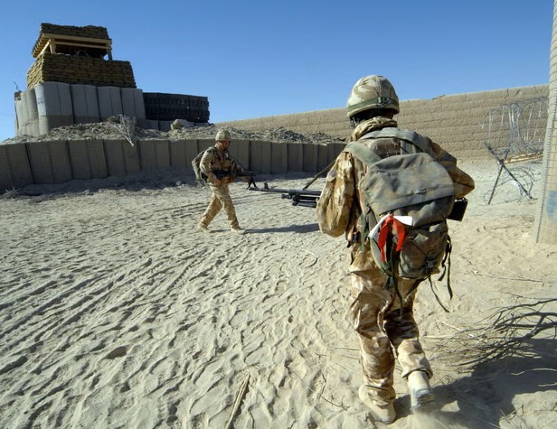 The Guardian: Trump shkakton zemërim me pretendimin se trupat e NATO-s shmangën vijën e frontit në Afganistan