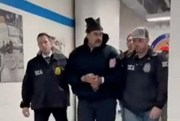 Maduro dërgohet në burg në Nju Jork, ja çfarë dihet për të deri tani Maduro dërgohet në burg në Nju Jork, ja çfarë dihet për të deri tani