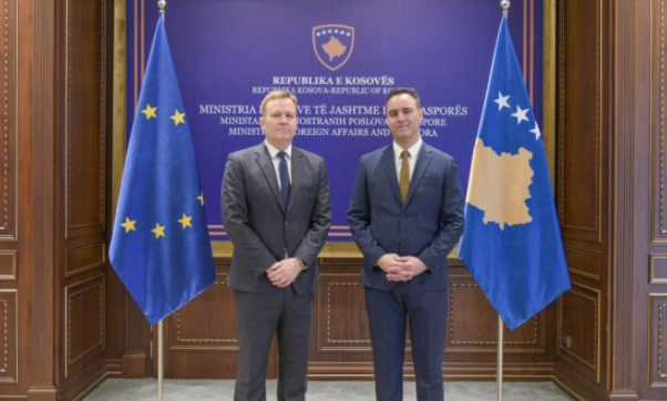 Konjufca merr udhëheqjen e dialogut me Serbinë, Sorensenit që i erdhi per vizitë, i flet për përkushtimin në proces