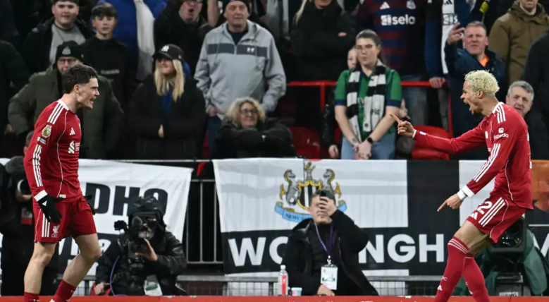 Slot: Ekitike dhe Wirtz sa më shumë luajnë, aq më mirë bashkëpunojnë