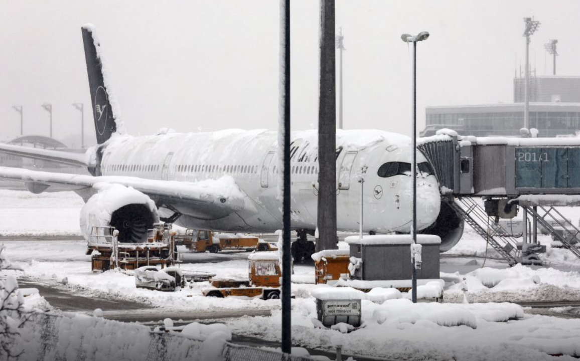 Moti i keq mbyll aeroportet e Vjenës dhe Mynihut