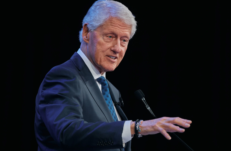 Bill Clinton nis dëshminë në çështjen ‘Epstein’: Nuk pashë gjë dhe nuk bëra asgjë të gabuar