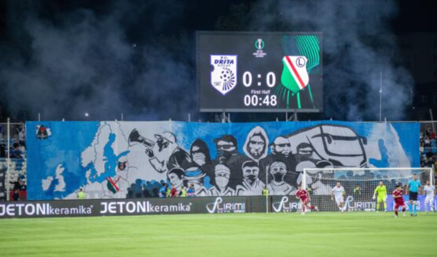 “Netët evropiane janë kthyer, kërkush nuk e ka ni nafak si na”, tifozët e Dritës masivisht në Prishtinë të enjten për “play-off” të Ligës së Konferencës