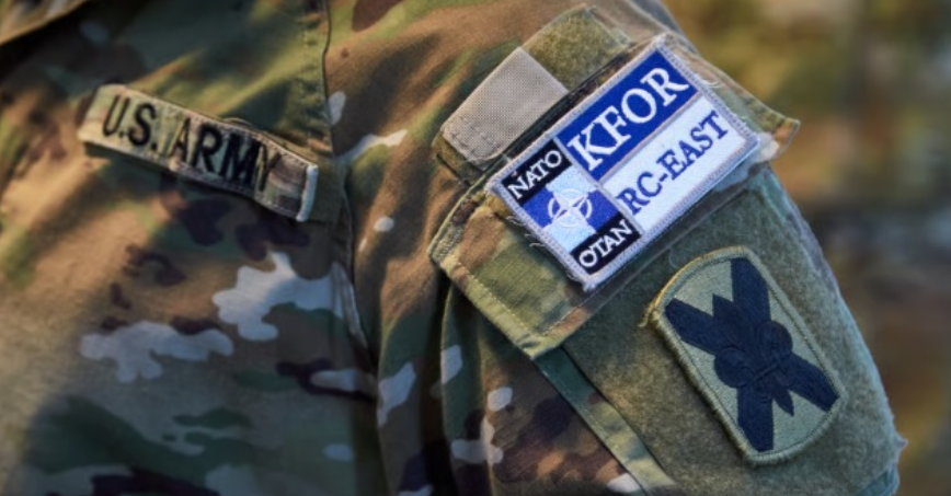 SHBA lobon për reduktimin e trupave të KFOR-it – “Politico”: Washingtoni po kërkon riorganizim të NATO-s SHBA lobon për reduktimin e trupave të KFOR-it – “Politico”: Washingtoni po kërkon riorganizim të NATO-s