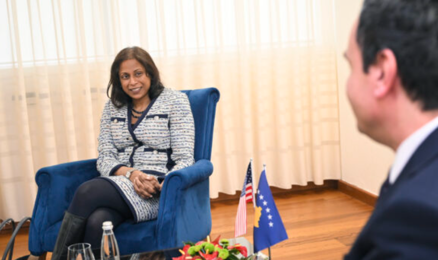 Albin Kurti pret në takim Anu Prattipati, ja çfarë u bisedua