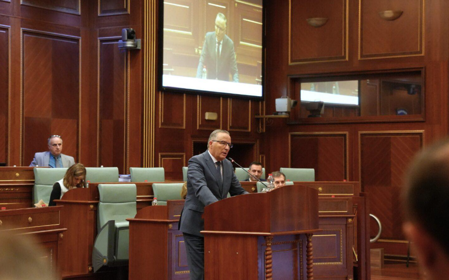 “Rezoluta për ish-krerët e UÇK-së s’u hartua nga PDK” – Hamza: Çdo vrasje në Kosovë duhet të zbardhet