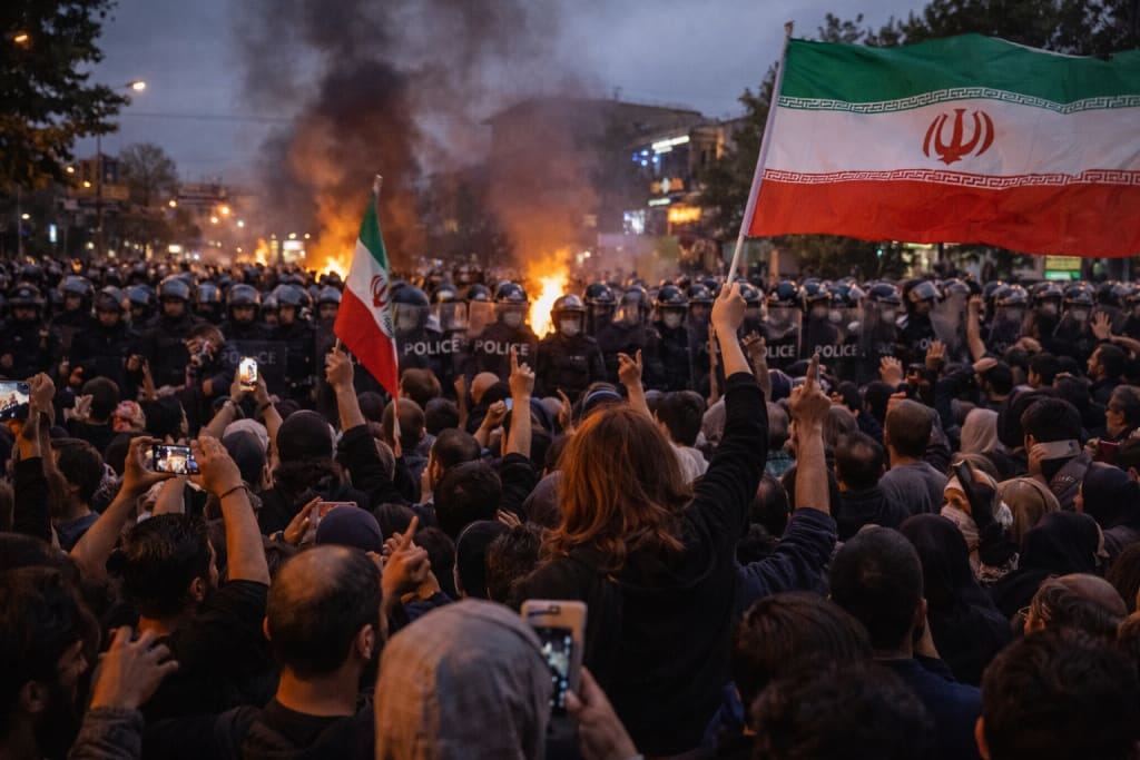 BBC: Studentët rifillojnë protestat antiqeveritare, sfidojnë regjimin në Iran BBC: Studentët rifillojnë protestat antiqeveritare, sfidojnë regjimin në Iran