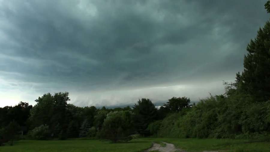 Mot sot i vranët dhe me riga shiu