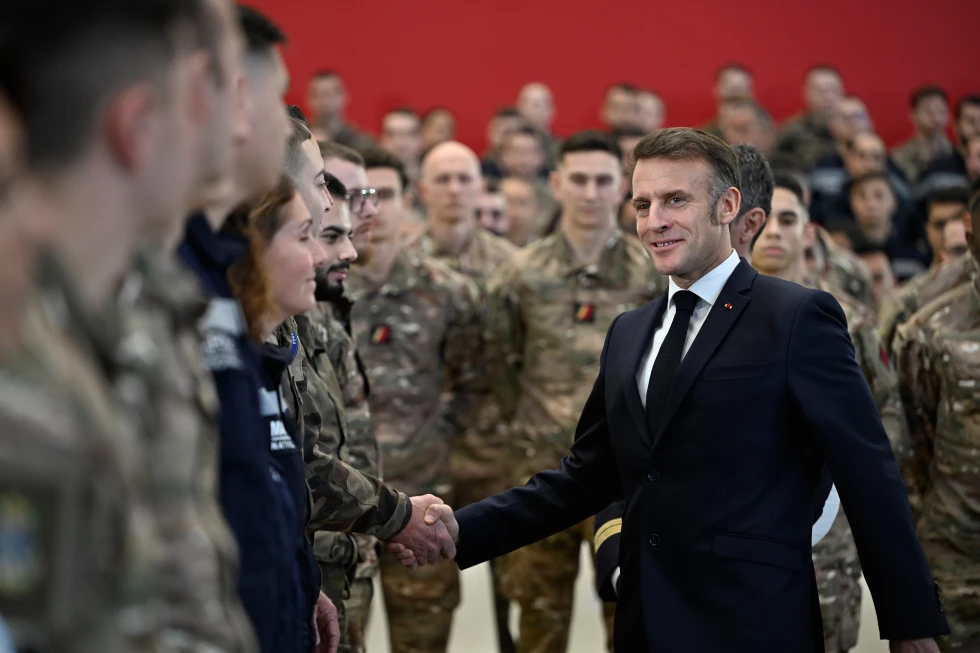 Franca miraton buxhetin e “luftës”, miliarda për ushtrinë