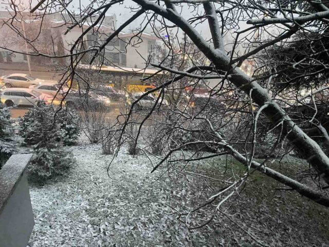 Moti sot i vranët dhe me intervale me diell