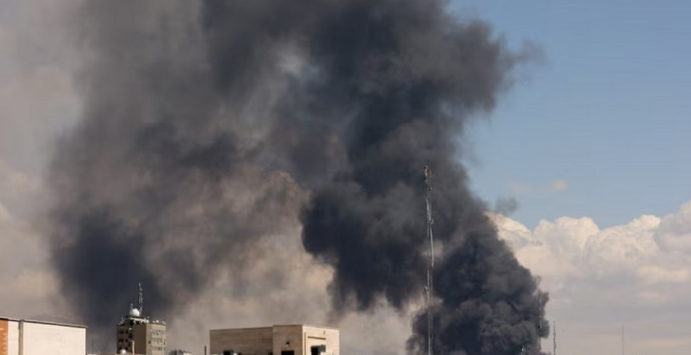 Irani dhe Izraeli kryejnë sulme të reja pas vdekjes së Khameneit