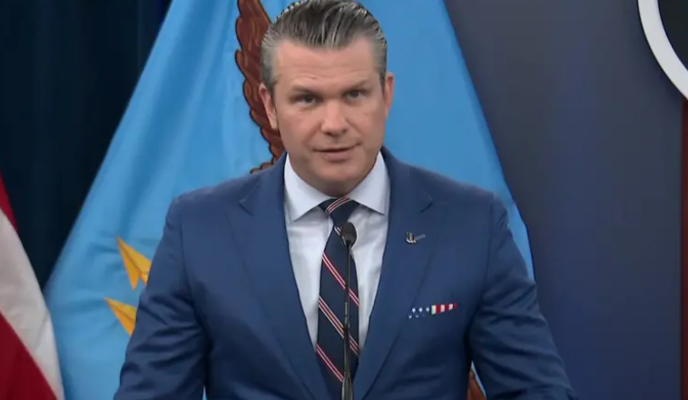 Sekretari amerikan i Mbrojtjes: Irani qëndron i vetëm, SHBA po shkatërron armikun në mënyrë të pamëshirshme