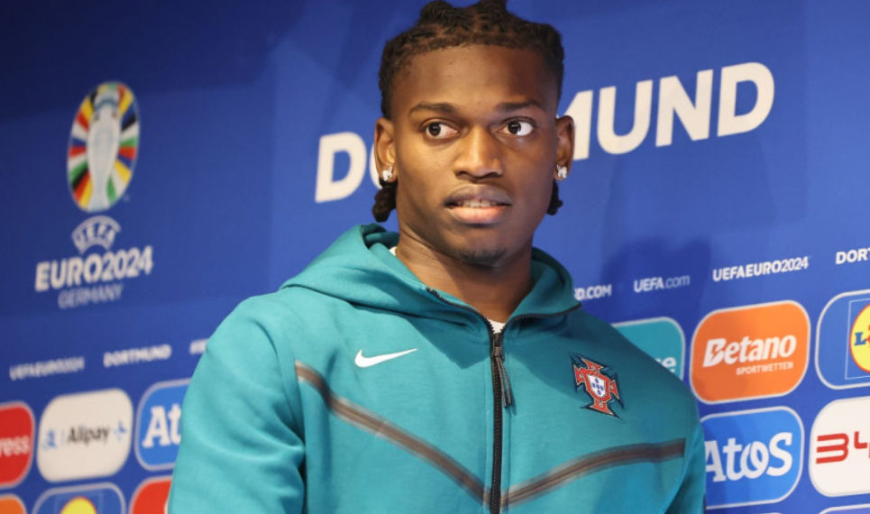 Leao dhe Milan, marrëdhënie në krizë, por largimi nuk është i afërt