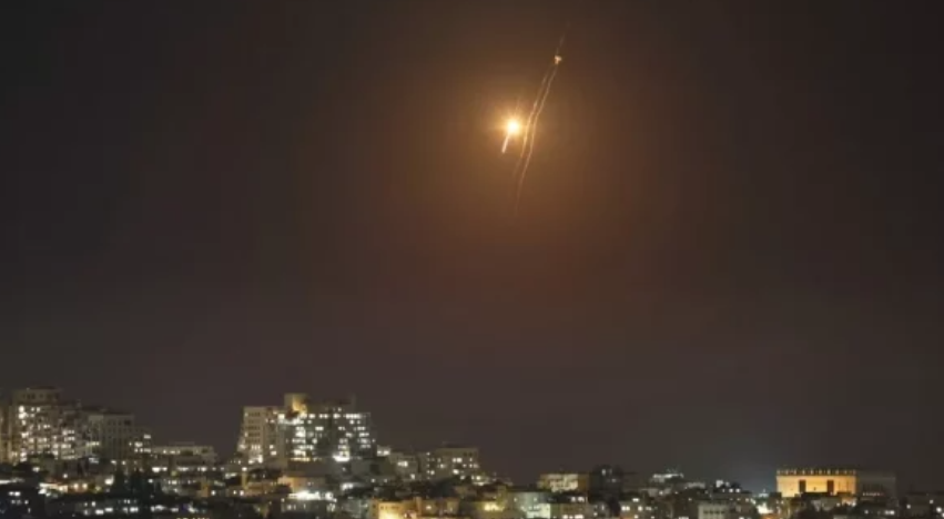 Sekretari britanik i Mbrojtjes: Kapëm dy raketa të Iranit të lëshuar drejt Qipros