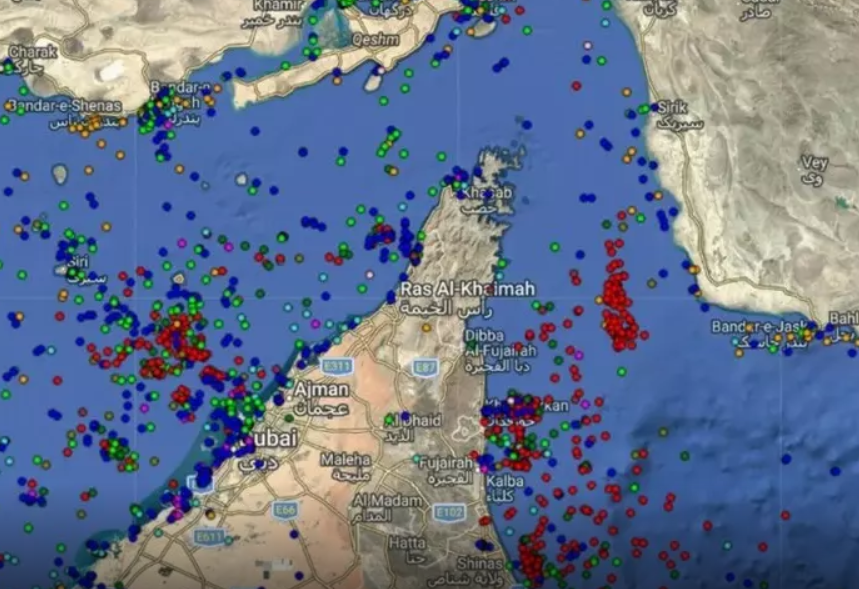 Irani: Hormuzi është i hapur, do të godasim vetëm anijet amerikane dhe izraelite