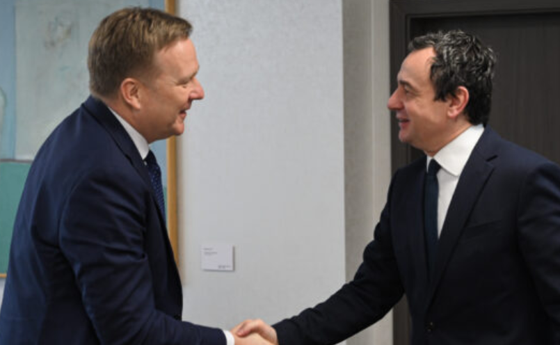 Integrimi i arsimit dhe shëndetësisë serbe në sistemin e Kosovës, Kurti zotohet se do të veprojë “në koordinim të ngushtë” me Sorensenin