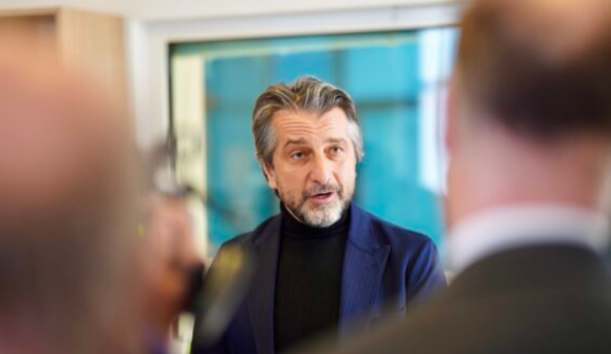 Rama pezullon lejen e ekspozitës në shesh për shkak të pasaktësive për Masakrën e Dubravës: Fyerje për viktimat, e papranueshme