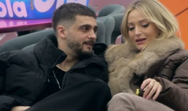 Gimbo në burg? Reagimi i Selin kur lexon lajmin (VIDEO)