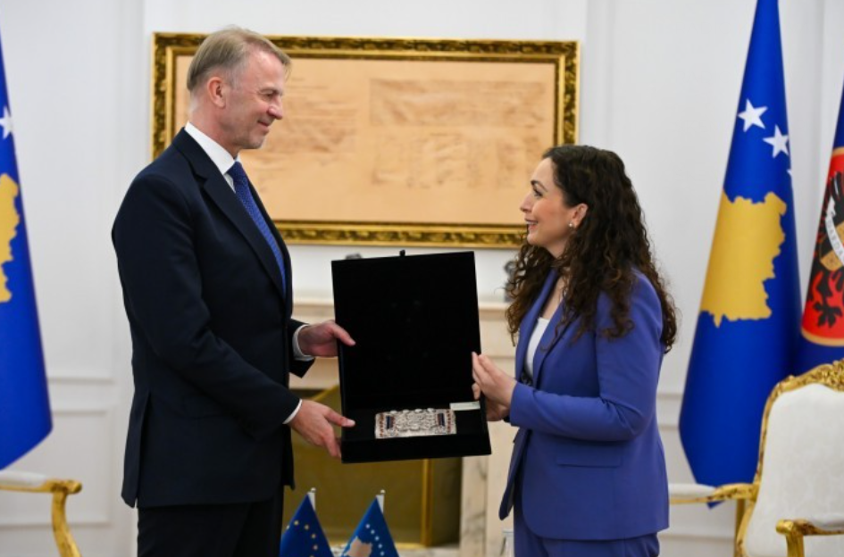 Përfundon mandatin në Kosovë, Osmani vlerëson punën e Aivo Orav