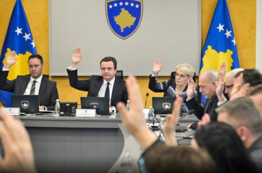 Kurti shpall fundin e terminaleve private doganore në Kosovë