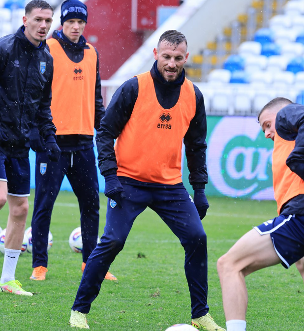 Kosova sot mbanë stërvitjen e radhës para finales me Turqinë