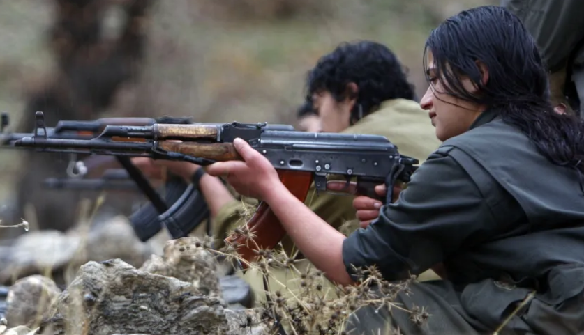 Luftëtarët kurdë nga Iraku nisin ofensivë tokësore në Iran kundër regjimit