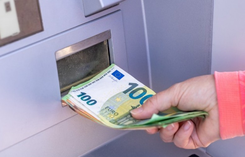 Rroga e 13-të pritet të shpërndahet të martën, më 31 mars