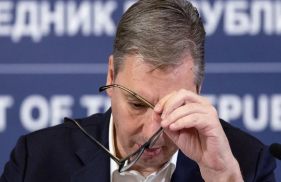 Analiza e DW: Lëkundjet e Vuçiqit në politikën e jashtme