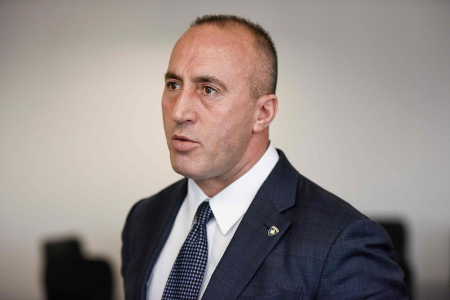 “Shumë e ulët, për fat të keq çka ka shpija tregon fmija”, Haradinaj e komenton deklaratën e Rashiqit për pronat e Manastirit