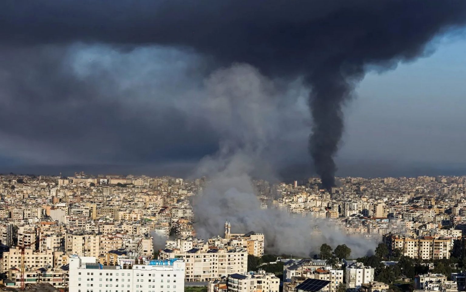 HRANA: Mbi 3 000 të vdekur, kryesisht civilë, në luftën SHBA-Izrael kundër Iranit