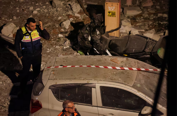 Irani hakmerret për vrasjen e Larijanit, sulmon Tel Avivin me koka bërthamore thërrmuese