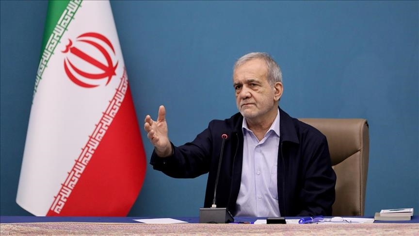 Presidenti i Iranit u kërkon falje fqinjëve: Do të ndalojmë sulmet, nëse nuk sulmohemi më parë nga ata