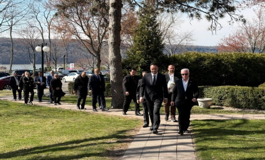 Konjufca bën homazhe në nderim të Eliot Engel: Me dekada mbrojti Kosovën Konjufca bën homazhe në nderim të Eliot Engel: Me dekada mbrojti Kosovën
