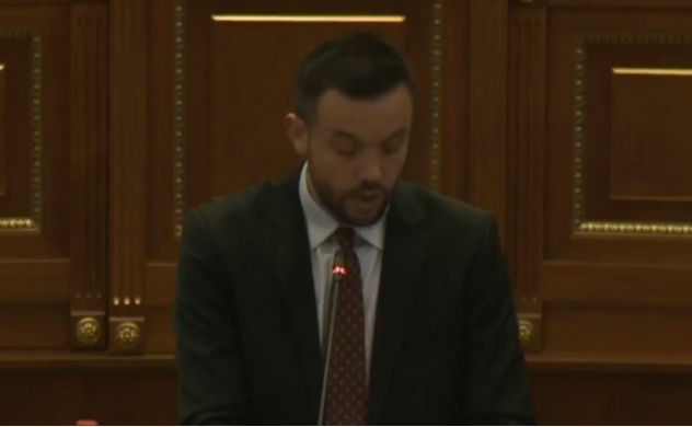 Tahiri: Skandalet në sektorin e energjisë janë bërë të zakonshme, qytetarët paguajnë më shtrenjtë se në vitet paraprake