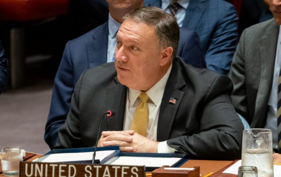 Lufta në Iran, Pompeo përmend fushatën e NATO-s në Kosovë